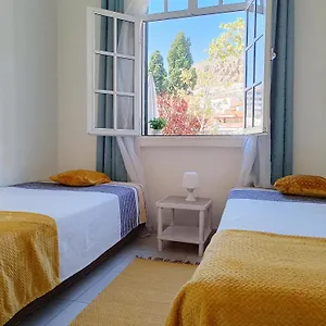& Flower - Private Bedrooms Guest house