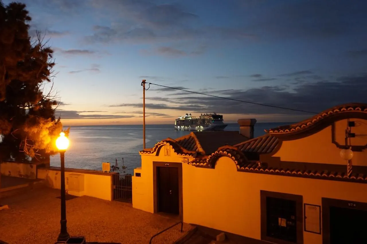 Vitorina Corte Guesthouse Funchal Oda ve Kahvaltı